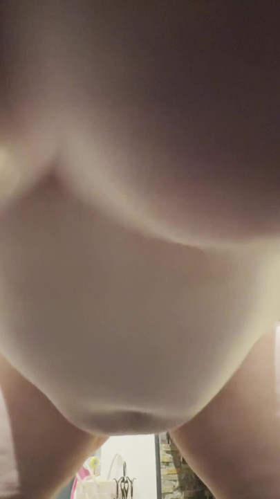 Besamung mit vollbusiger rothaariger milf. | Clip 1