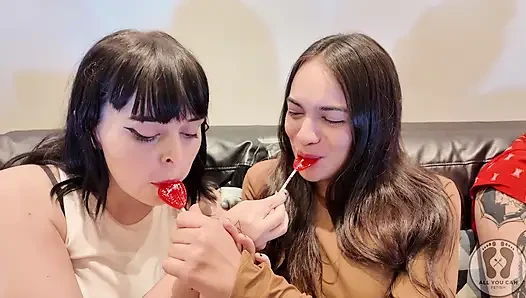 Four Girls Lollipop Chewing Gum Fetish Kissing Licking