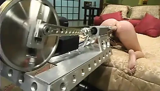 Lola Is a Heavenly Girl