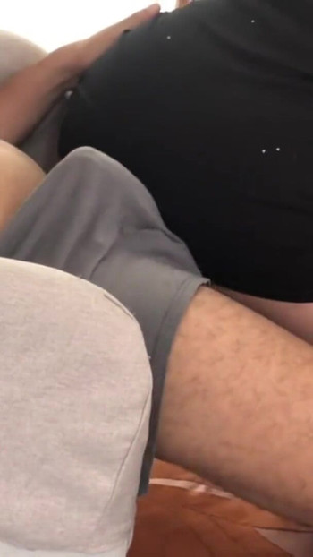 Moment spectaculos din "Scaunul din sufragerie nu era pregătit pentru ce s-a întâmplat."