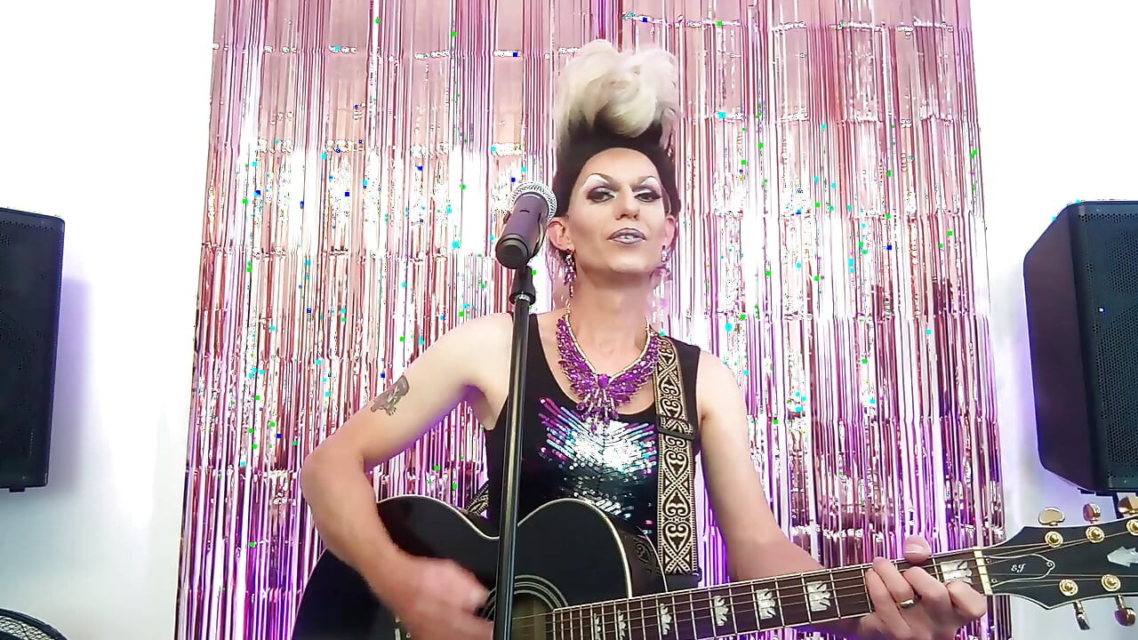 Alexa singing and playing live