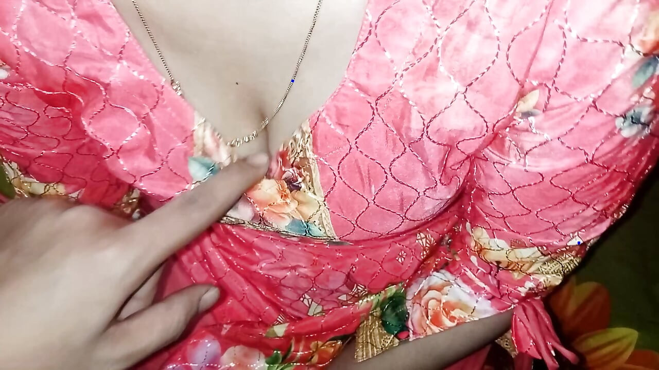 Üvey kız kardeşle samimi an çok heyecanlı