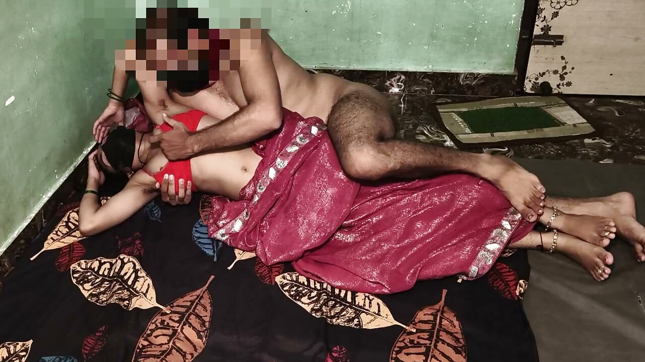 Desi Indian girl doggy style hard fucking full orgasam sex video