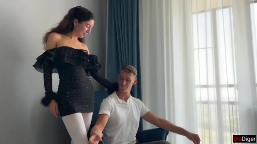 Seks Anal Dengan Sekretaris Dalam Pantyhose Putih - Anal