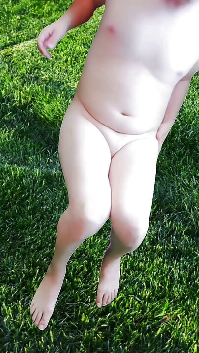 2 Hands-free Cumshot Big Ass Big Butt Big Hips Masturbating in an Extraordinary Pose
