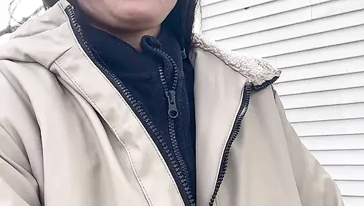 gehen sie draußen, dann pissen, muschi zeigen