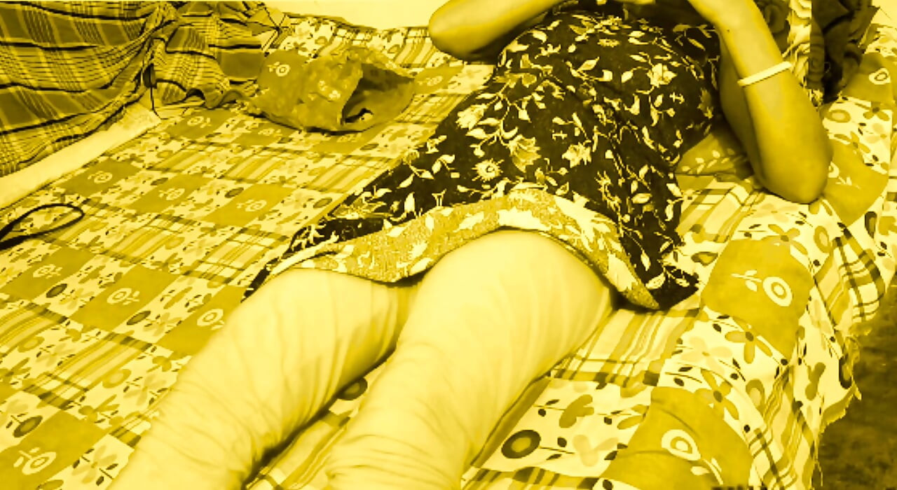 Cute Milf Desi Bhabi Seduced By Big Dick Devar in her bed room.