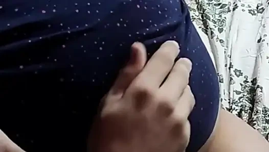 Faslı bir fahişe otelde büyük yaraklı Tunuslu bir adam tarafından sikiliyor