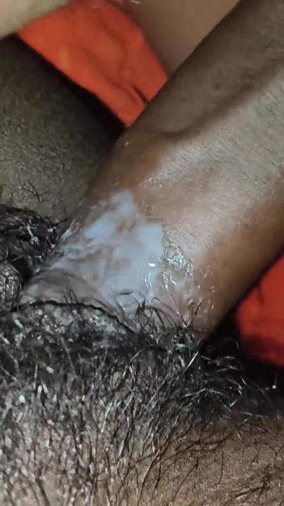 Epski trenutak iz "Desi bhabhi - tajni chudai s prijateljem iz sela! Pravi seks porno video Novi plavi film xxx videi hindi seks"