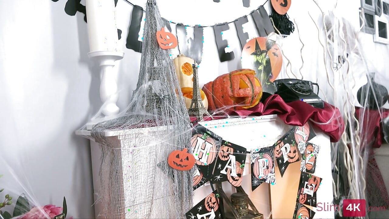 Margo Von Teese & Skye Young Compilado de Halloween