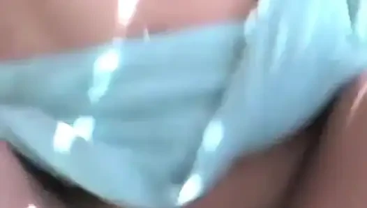 Brunette mengambil semua cara