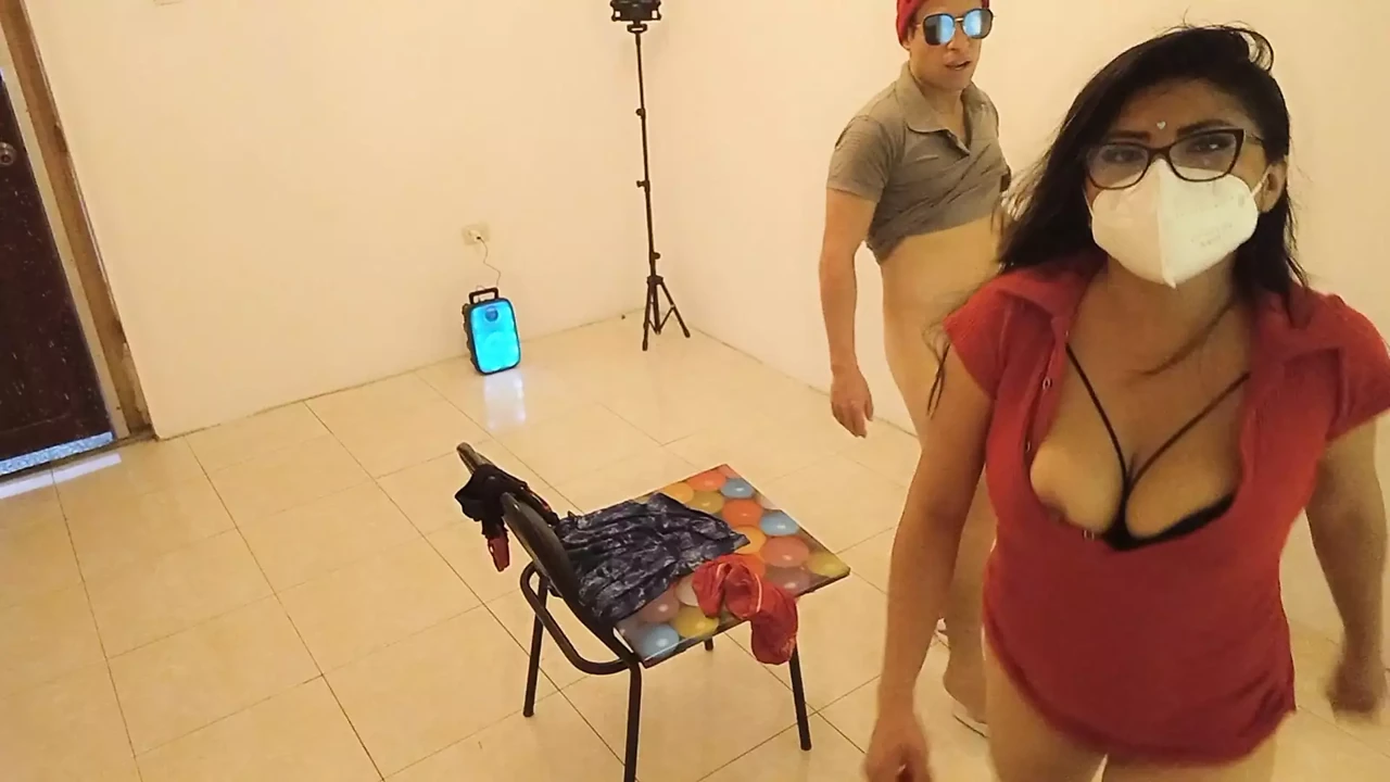GYPSY STEPMOTHER IS VISITING COLOMBIA AND I PENETRATE HER STANDING LIKE A BITCH