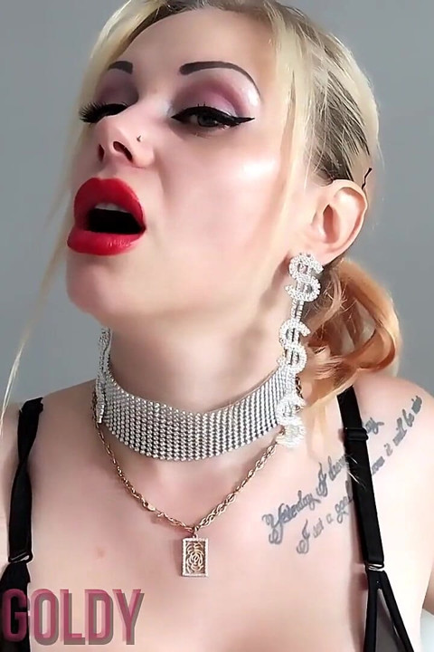 Моите червени устни!