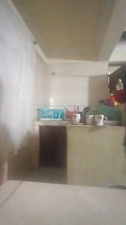 Empregada fodida na cozinha (minha esposa quase nos descobriu)