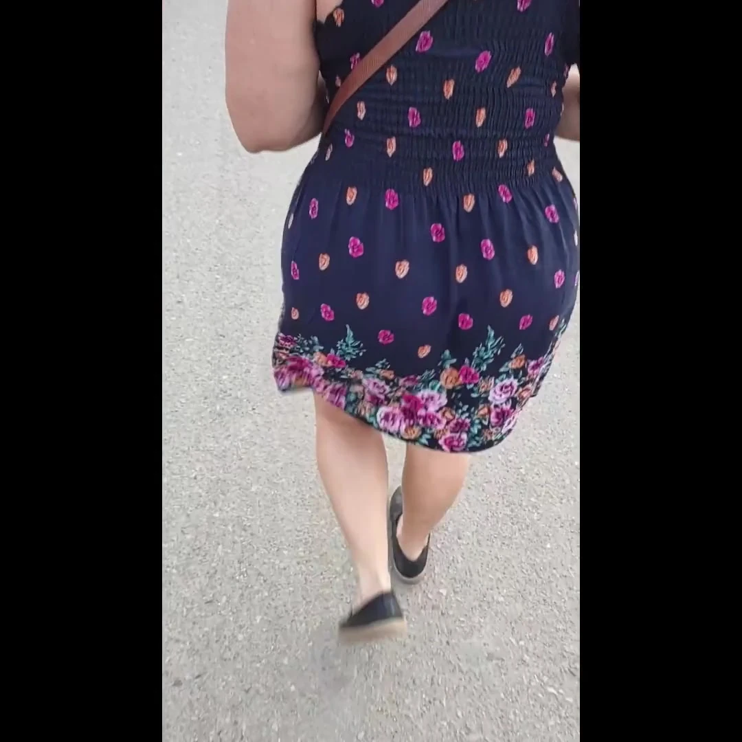 I Meet a Mature Woman in a Miniskirt on the Street