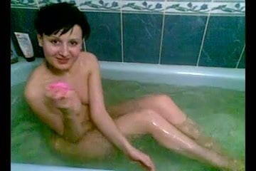Minetik in bathroom