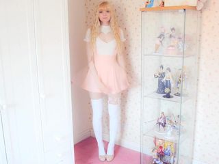 Peach Milky Modelling Hot Outfits