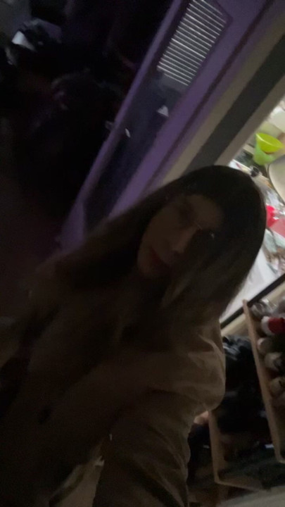 Moi 6