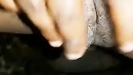 Эта одна мокрая киска из Уганды