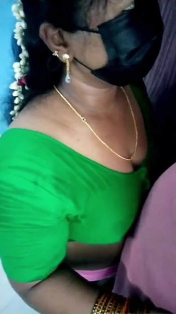Epic moment from "chennai cpl  kiss and booms tamil husband and wife"
