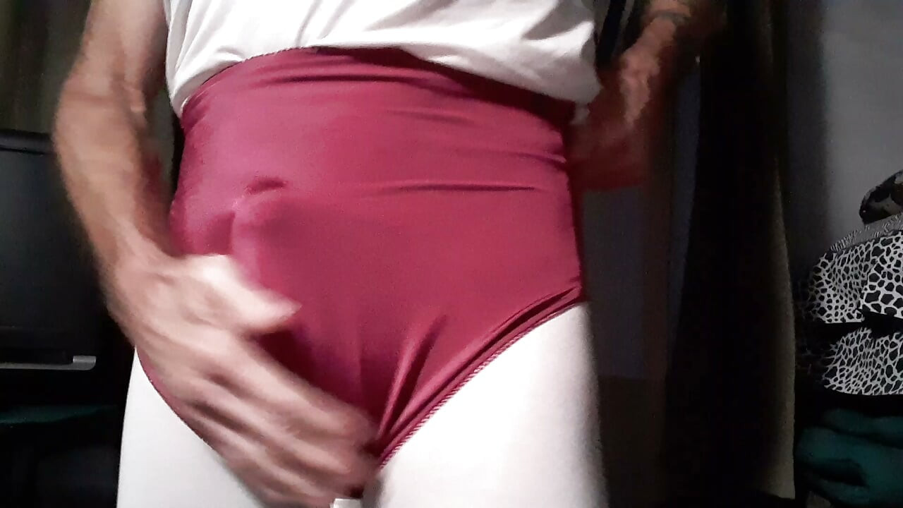 Pantyboy66 Big Panties and Pantyhose Cum!