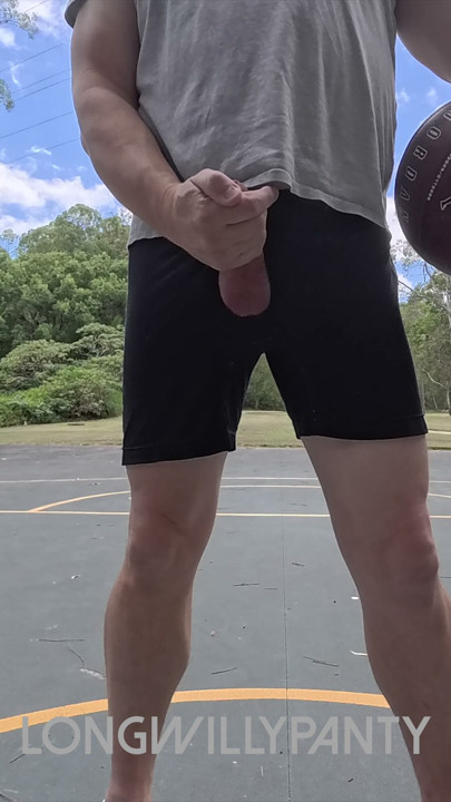 Straight guy hanging out his uncut cock at the public space.