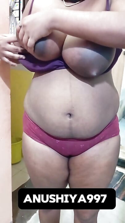 Bigboobs Aunty Sex with Neighbor