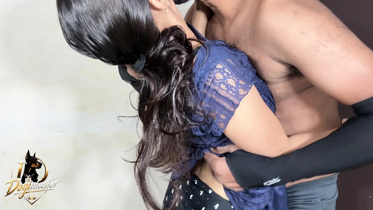 Hot indian desi girl  sex with near by workers Dogimaster