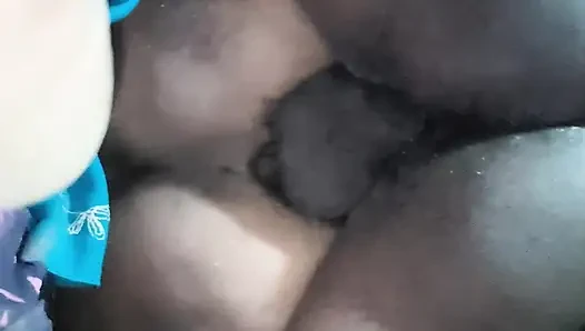 Aku pergi ke rumah saudara tiriku untuk liburan musim panas dan bersenang-senang dengan saudara tiriku yang cantik, video viral hindi lengkap