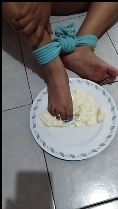 JOI Instructions to come while I give you a with my feet