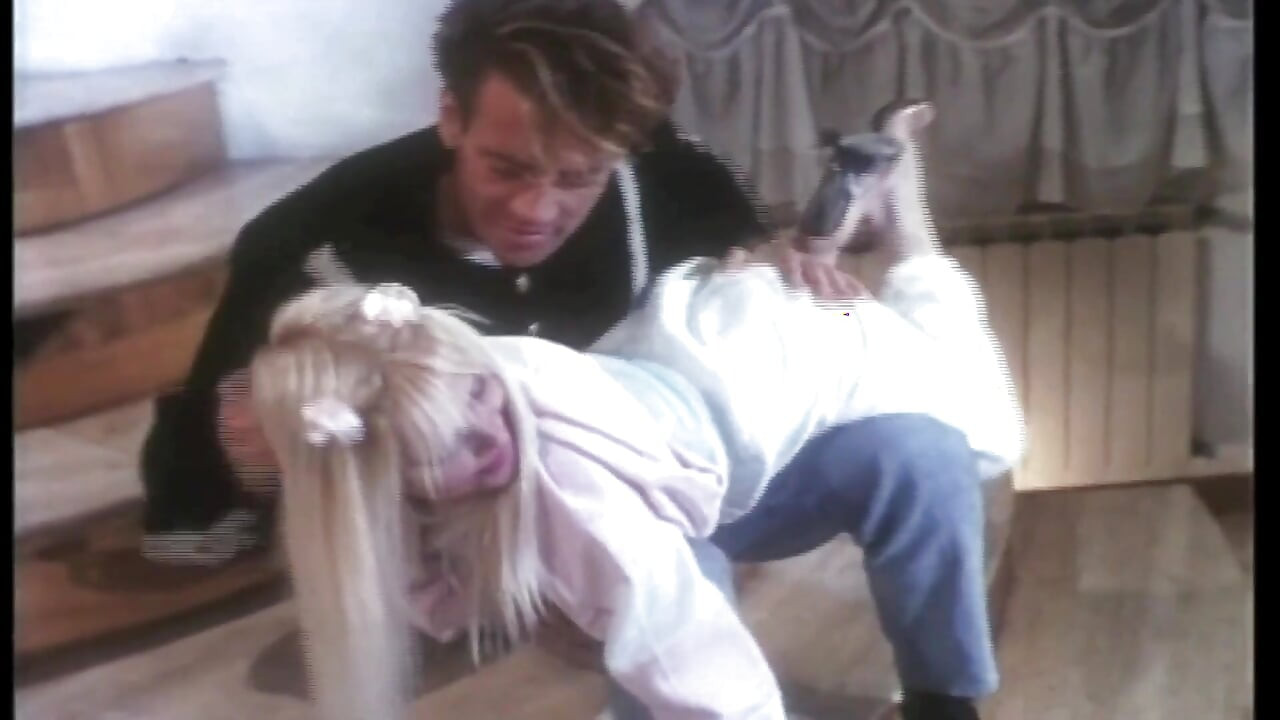 Рокко І Чіччоліна У Неймовірній Вінтажній Сцені