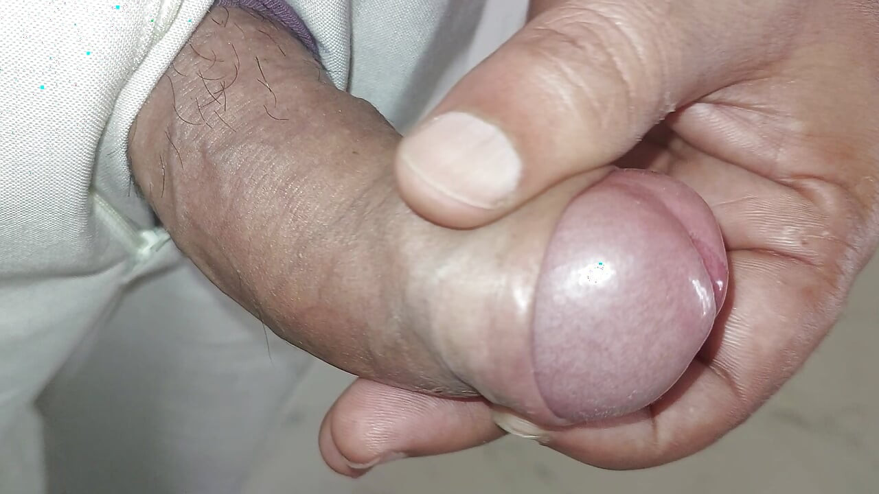 Babam bana elle muamele çekiyor