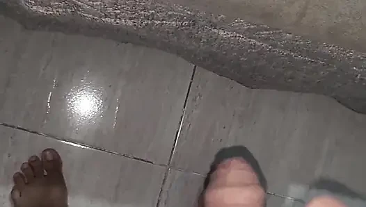 Ich ficke den mund meiner sklavin bis zum abspritzen