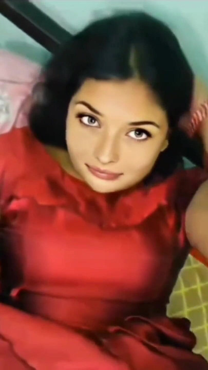 Desi Belle demi-sœur indienne, chatte étroite, audio en hindi, xxxx desi indienne seule à la maison, histoire de sexe en hindi | Clip 1