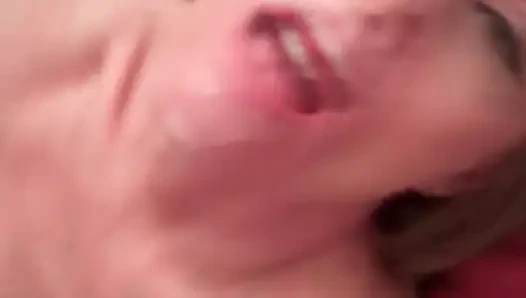 Melanie'nin doyumsuz öğleden sonrası
