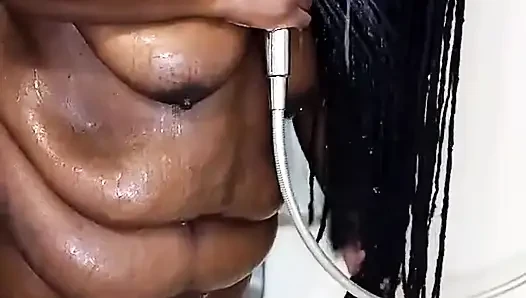 Shower Live