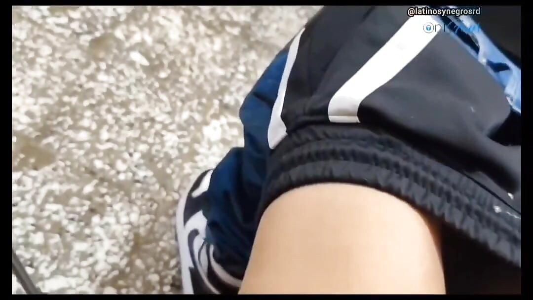 Chuco, cute and with a huge and thick cock, asks me to give him a handjob when he comes to bring a delivery.