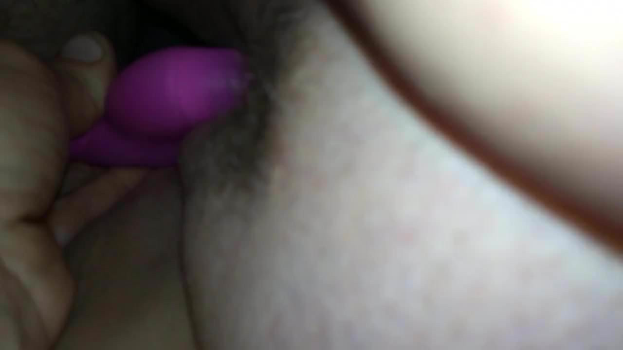 Istri saya yang terangsang