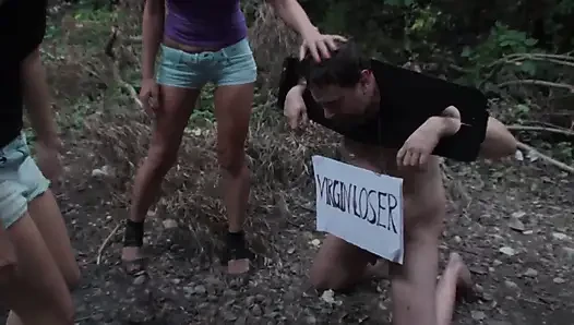 Spaß mit seinem kleinen penis machen