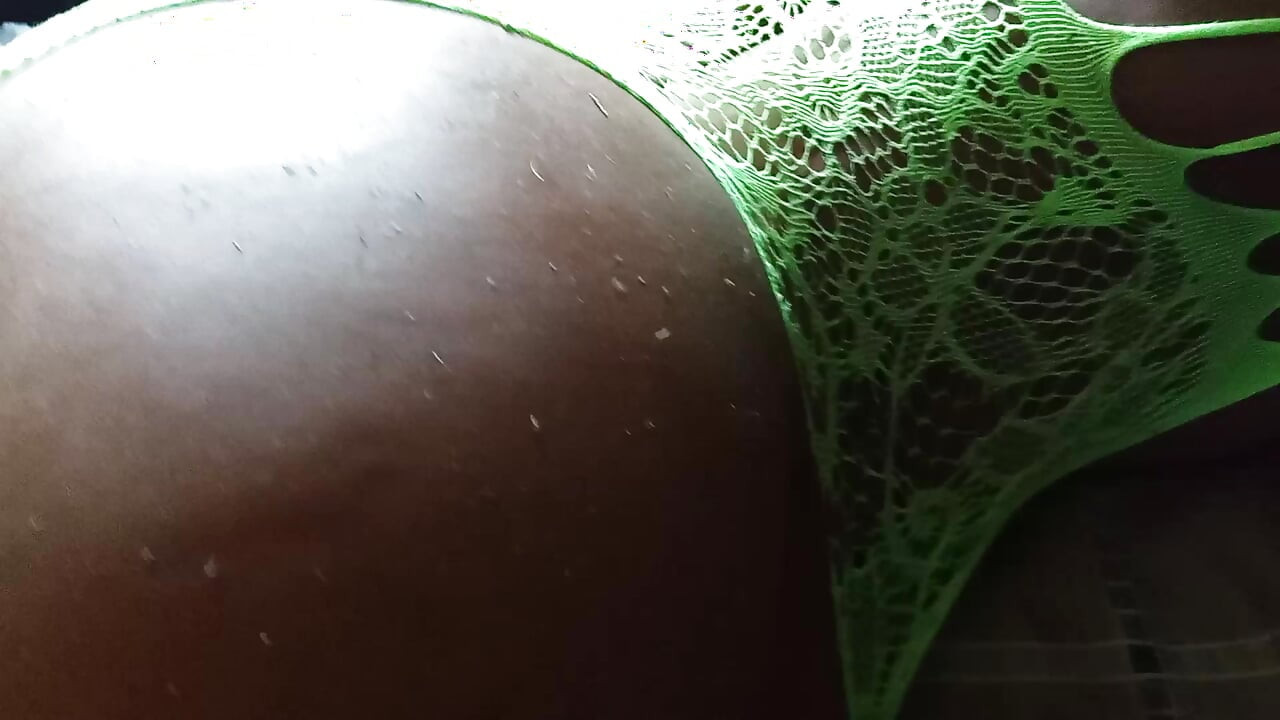 Y'all..Look At This Thick, Phat Ebony, Cocoa Booty!