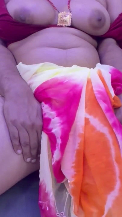 Maami Ne Help Kari Mooth Marne Mein aur Gaiab Chudai Mujse!!!!!!! | Clip 1