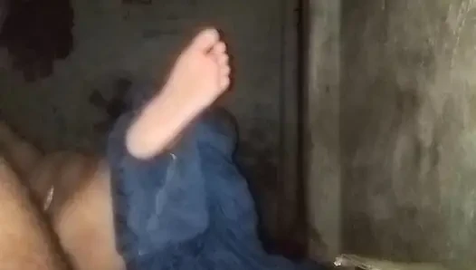 Desi bhabhi ki hard chudai chut se pani nikal diya