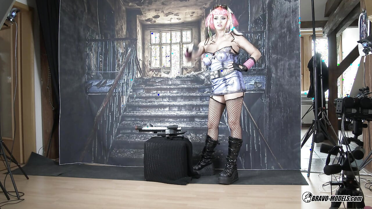 Cayla Lyons - 395 - 後台拍攝