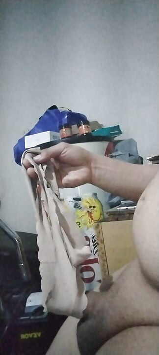 Fetiche com as cuecas da minha ex-namorada
