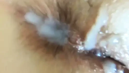 Memek behenol dua cowok ini dientot habis-habisan sama satu kontol besar! Aku dan adik tiriku! Bagian 1.