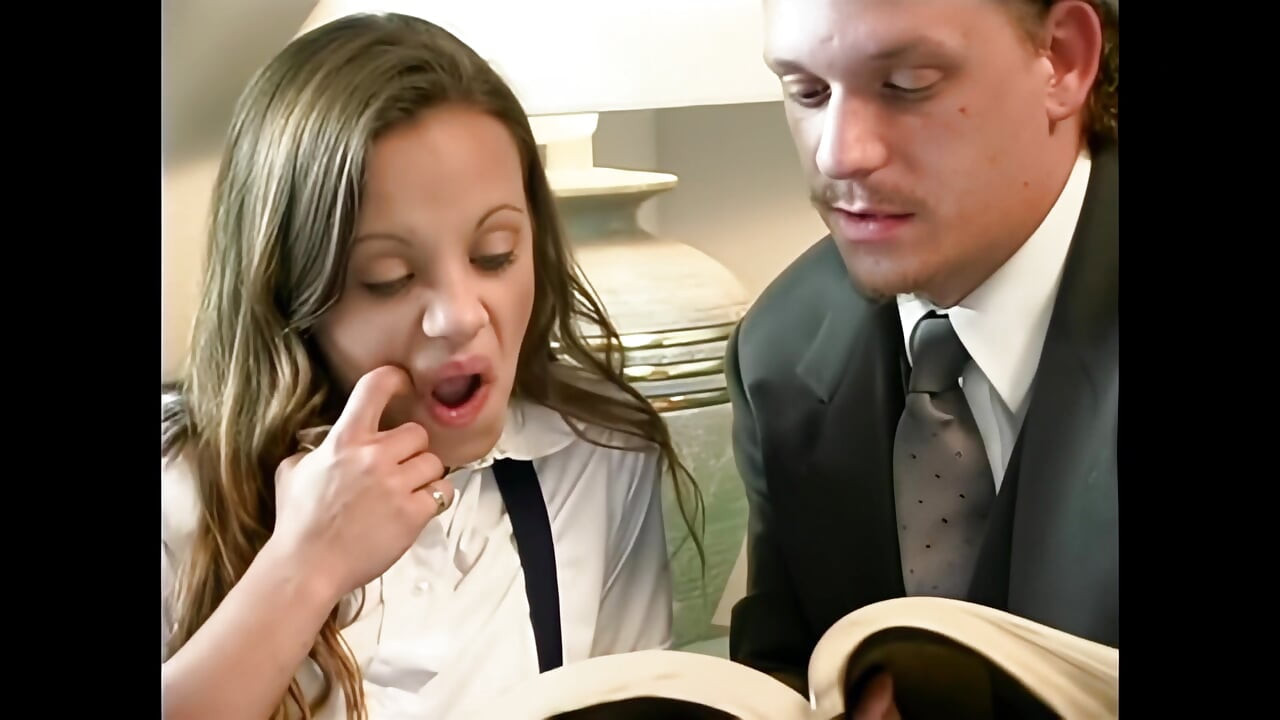 Gauge: Ratu Lucah Ikonik Fucked Hard In The Ass