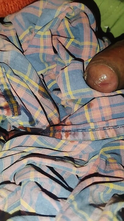 私の太いチンコを楽しんでください