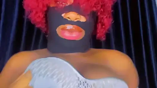 Sexy schwangere dame schreit