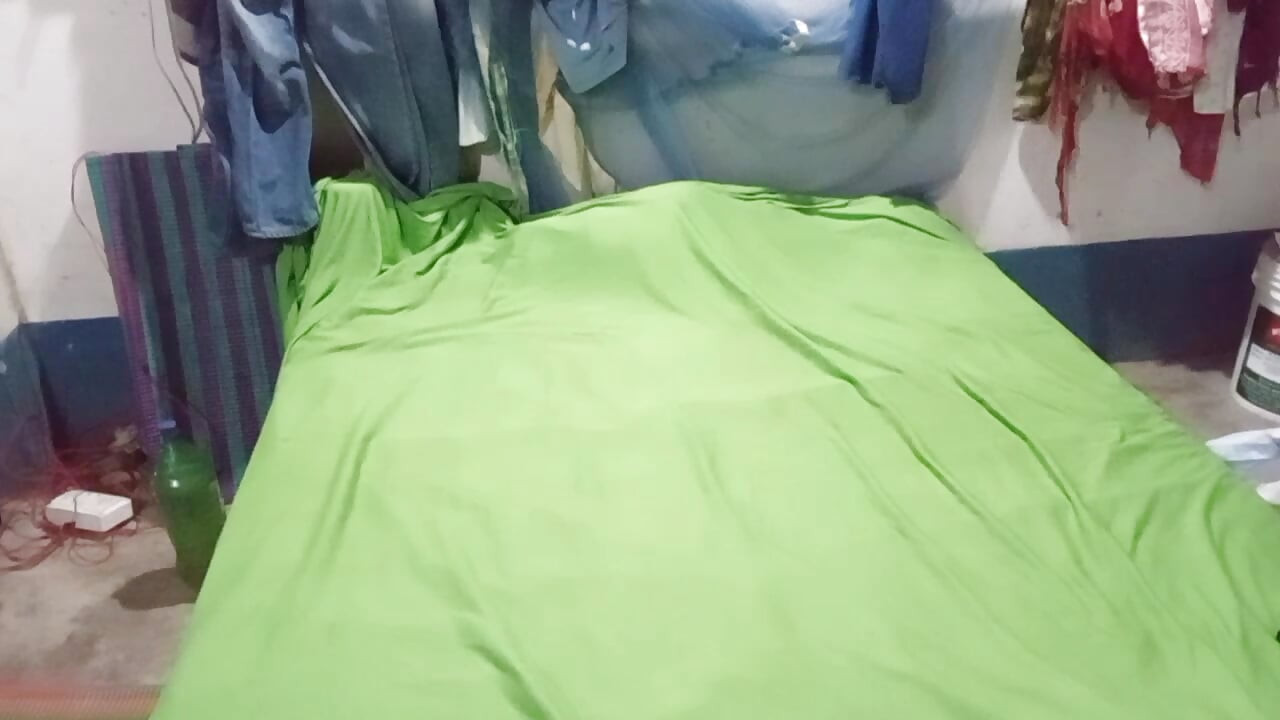 Dì Ấn Độ k saath nóng bỏng gand ki video lãng mạn chỉ hôn nhau
