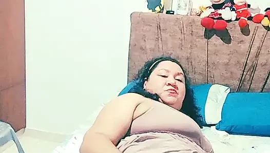 Kamu adalah godaan paling nikmat